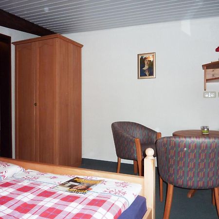 Hof Guttels Waldgasthof Ferienpension Rotenburg an der Fulda Oda fotoğraf