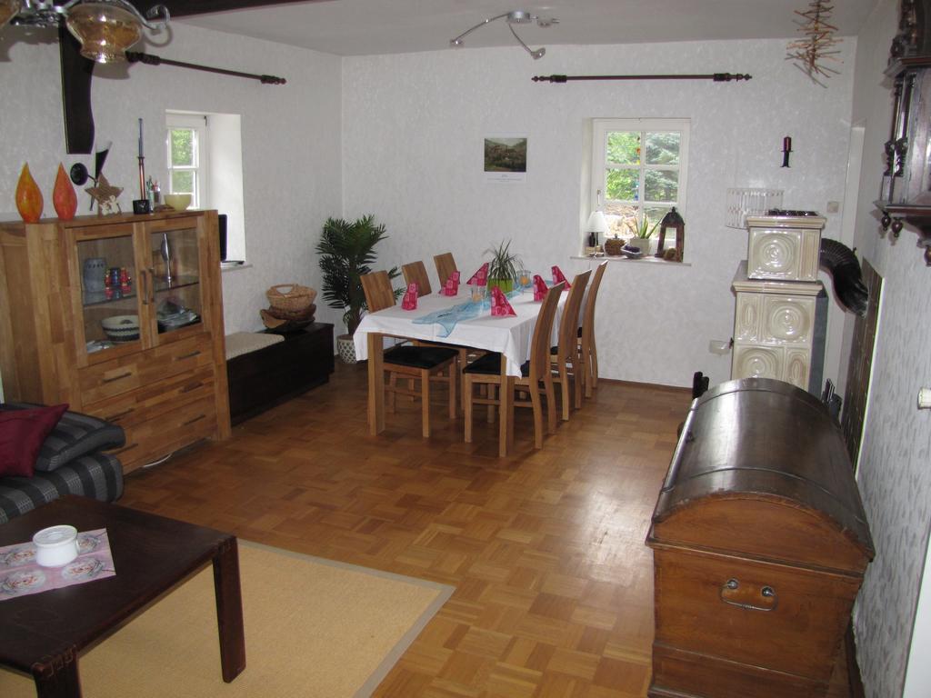 Hof Guttels Waldgasthof Ferienpension Rotenburg an der Fulda Oda fotoğraf